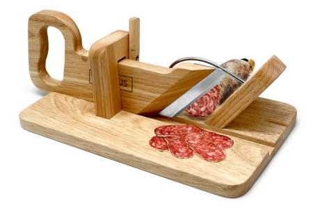 Нож для салями на дерев. подставке 29,5*17,5*13 см. VB /1/6/ АКЦИЯ